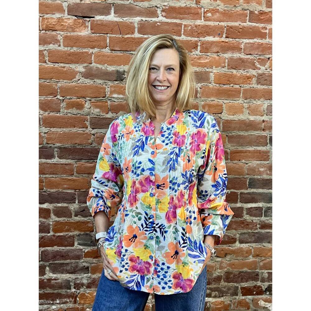 NEW SHANA APPAREL floral pintuck tunic top in pink multicolor